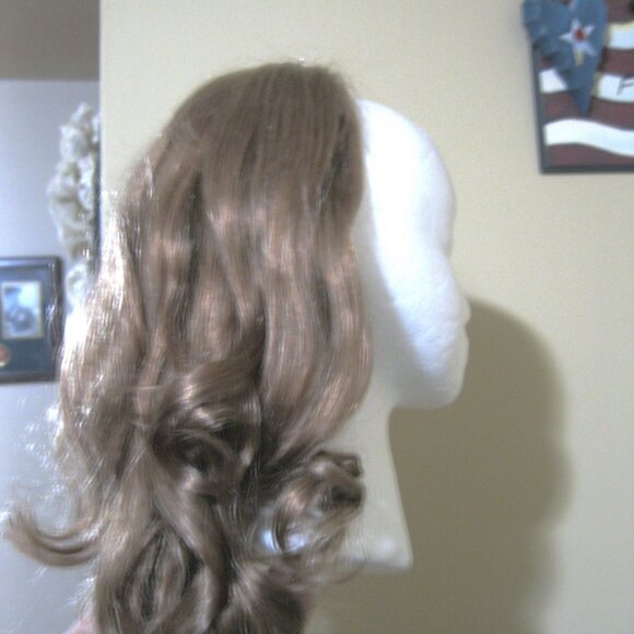 Vintage 100% Human Hair Fall from the 1970's -Light Brown NEW with tags - Picture 6 of 7